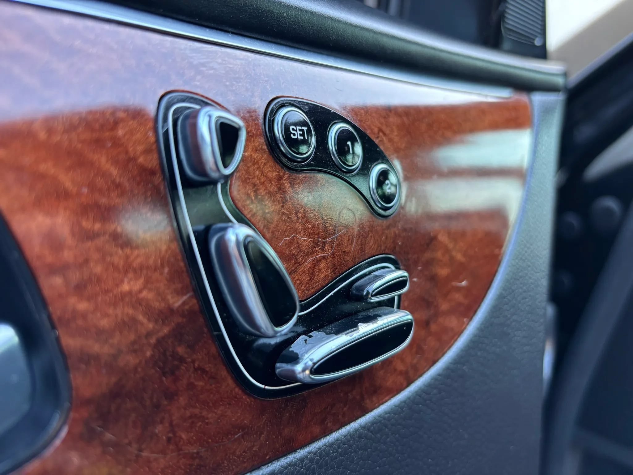 Used 2014 Hyundai Equus Signature RWD image 53