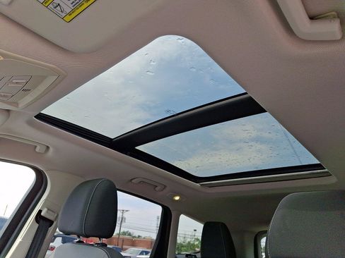Used 2015 Ford Escape SE AWD/4WD image 14