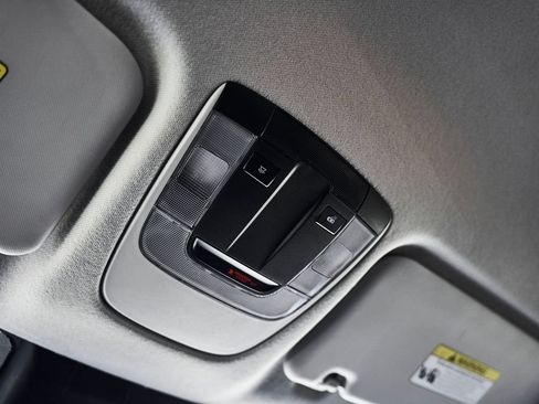 Used 2023 Kia Seltos LX AWD/4WD image 33