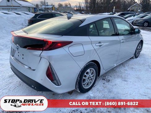 Used 2018 Toyota Prius Prime Advanced image 5