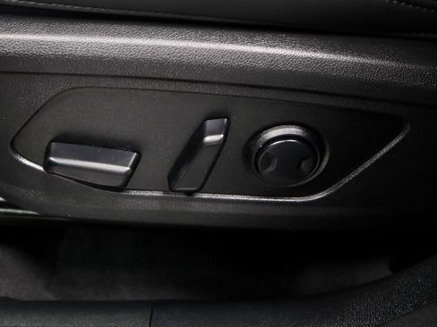 Used 2023 Kia Sorento S w/ Panoramic Sunroof Package image 25