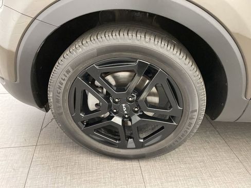 Used 2024 Kia Telluride EX X-Line AWD/4WD image 11