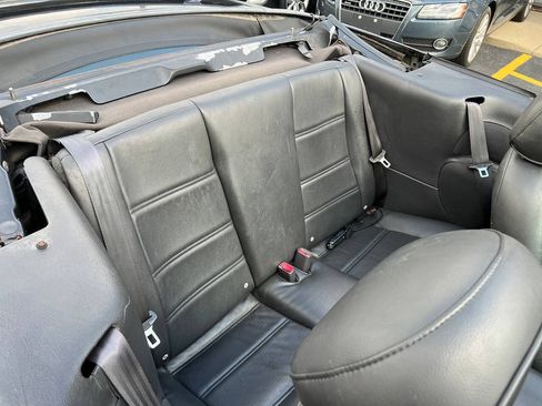 Used 2004 Ford Mustang Convertible RWD image 24