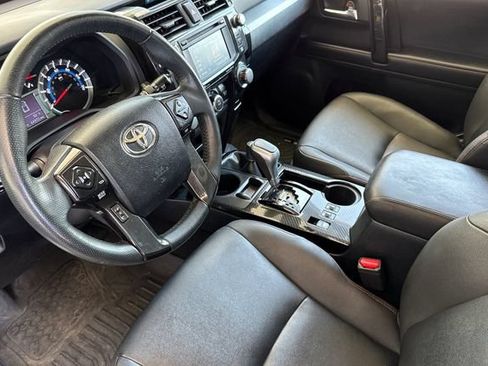 Used 2019 Toyota 4Runner TRD Off-Road Premium AWD/4WD image 10