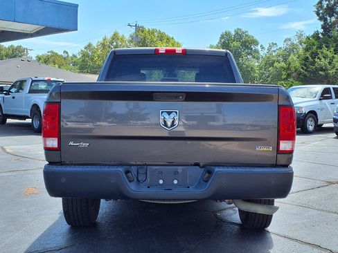 Used 2017 RAM 1500 Tradesman w/ Popular Equipment Group RWD image 7