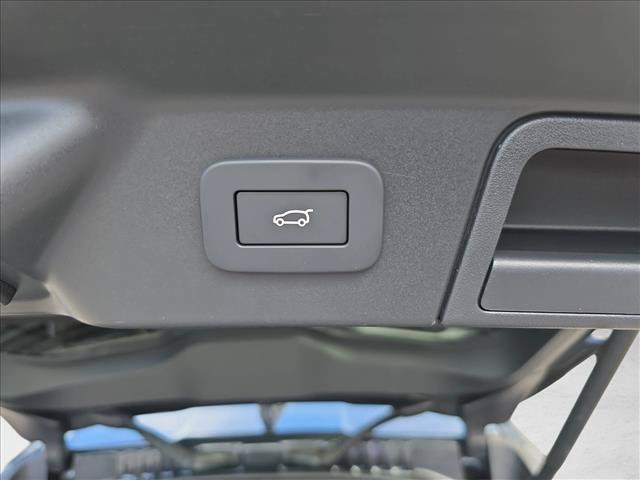 New 2026 Land Rover Range Rover Velar S AWD/4WD image 13