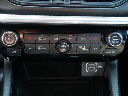 Used 2024 Jeep Compass Limited w/ Driver Assist Group I image 23