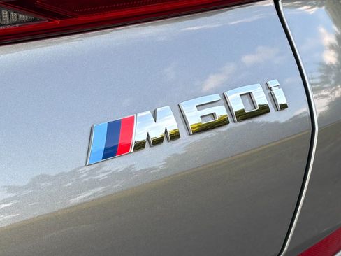 Used 2025 BMW X6 M60i AWD/4WD image 48