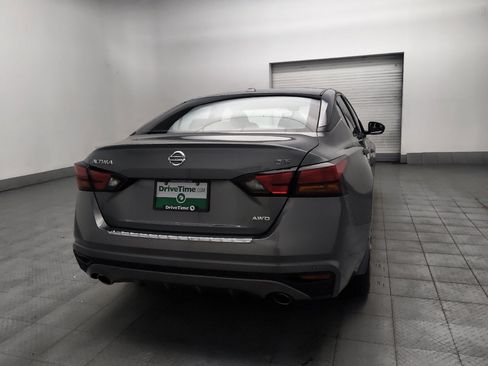 Used 2021 Nissan Altima 2.5 SR AWD/4WD image 7