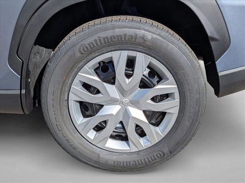 New 2026 Toyota Corolla Cross L image 10