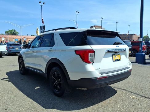 Certified 2023 Ford Explorer XLT AWD/4WD image 8