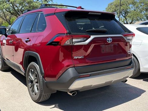 Used 2023 Toyota RAV4 Limited image 7