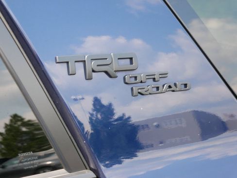 Certified 2023 Toyota 4Runner TRD Off-Road Premium w/ Off Road Premium Plus Package AWD/4WD image 10