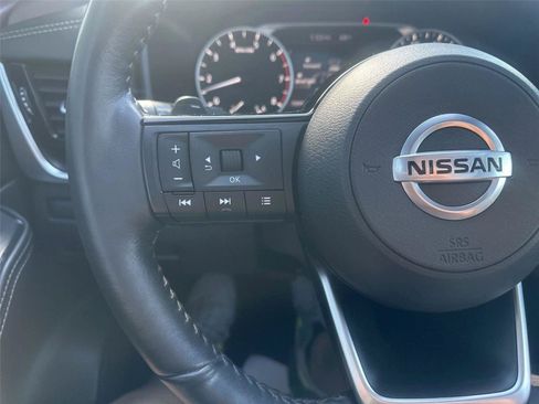 Used 2021 Nissan Rogue SL AWD/4WD image 26