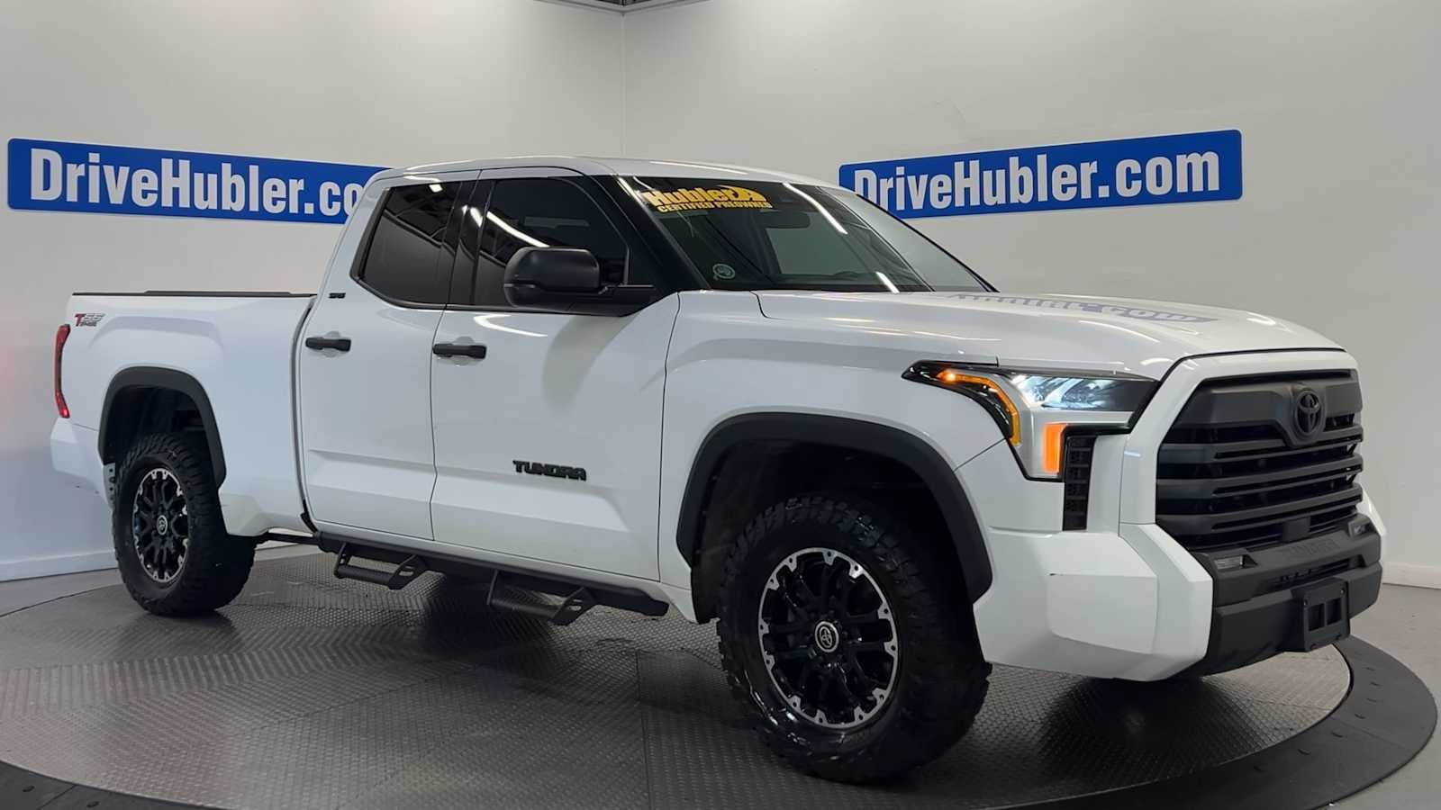 Used 2022 Toyota Tundra SR5 AWD/4WD image 9