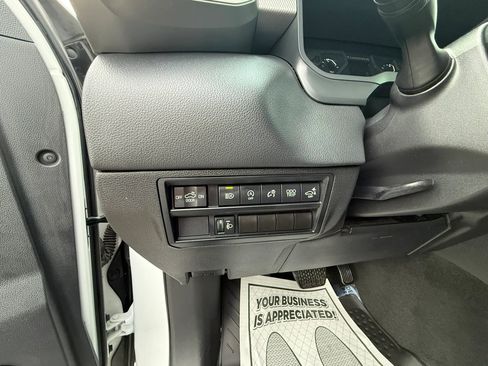 Used 2022 Toyota Tundra Limited AWD/4WD image 33