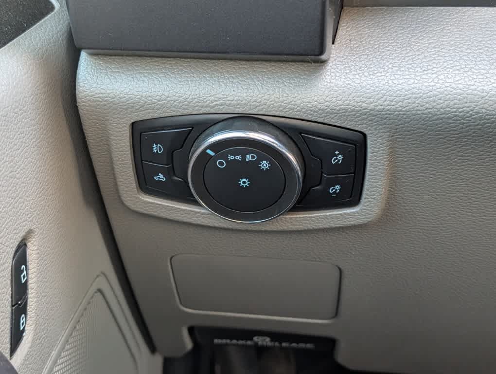 Used 2022 Ford F350 XLT w/ XLT Value Package AWD/4WD image 22