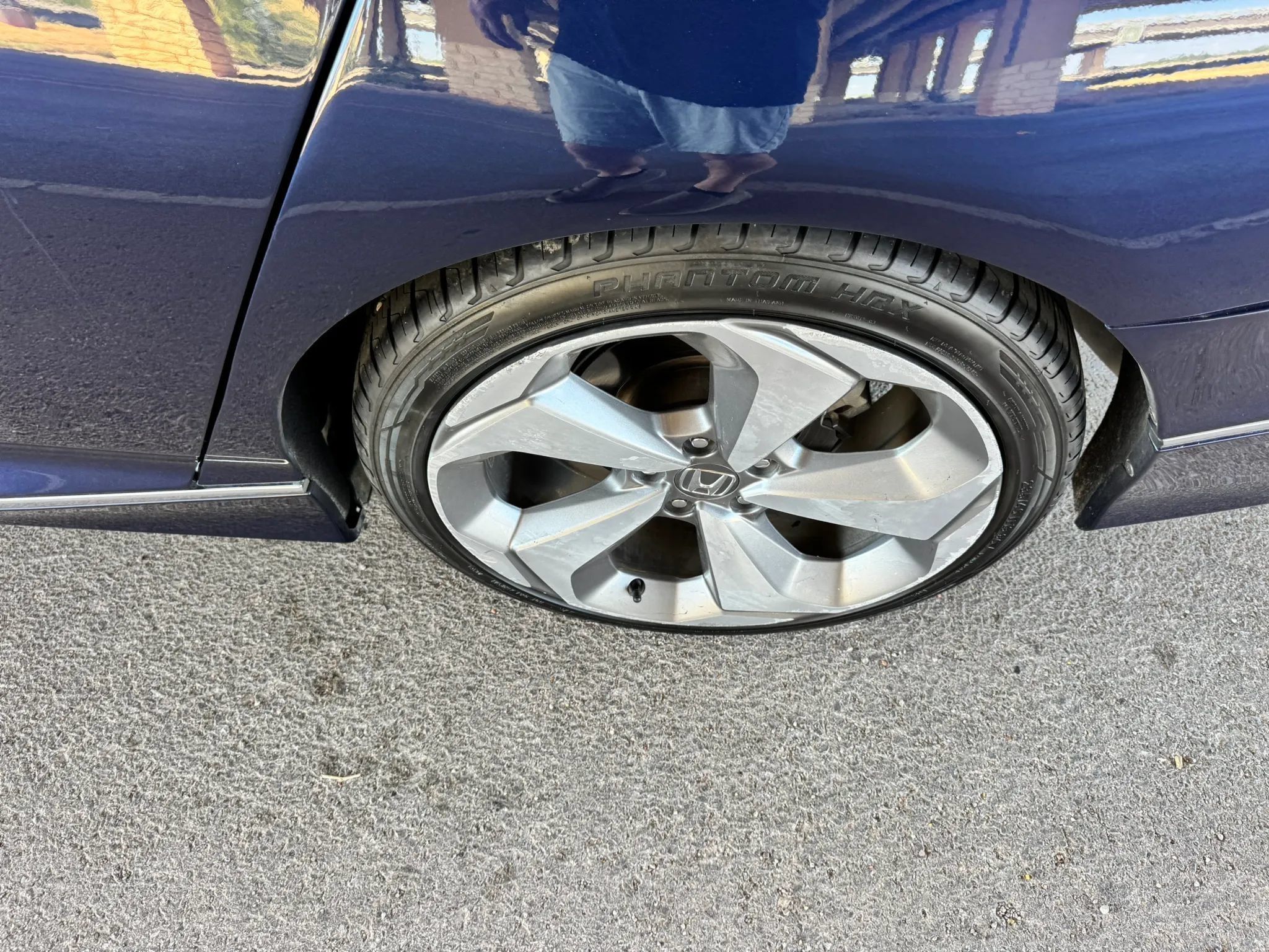 Used 2018 Honda Accord Touring image 28
