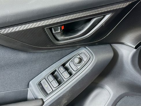 Used 2019 Subaru Crosstrek 2.0i w/ Eyesight System image 15