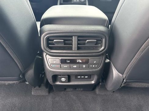 Certified 2025 Honda Pilot Elite image 17
