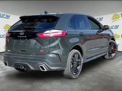 Used 2022 Ford Edge ST w/ Equipment Group 401A image 6