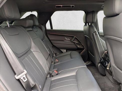 Used 2023 Land Rover Range Rover Sport SE Dynamic AWD/4WD image 16