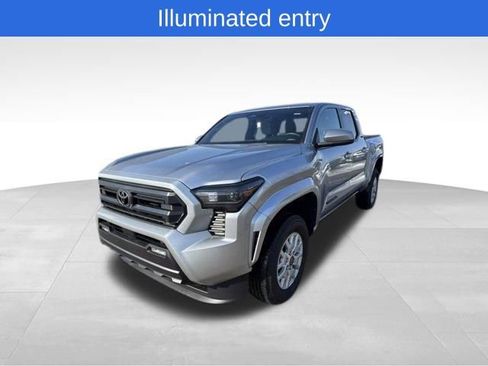 Used 2025 Toyota Tacoma SR5 image 8