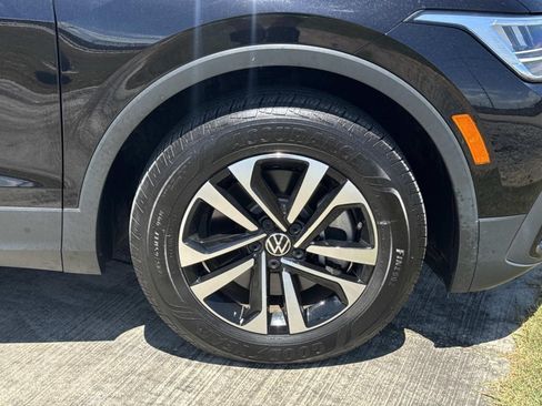 Used 2023 Volkswagen Tiguan S FWD image 4