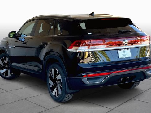 New 2026 Volkswagen Atlas Cross Sport SE FWD image 12