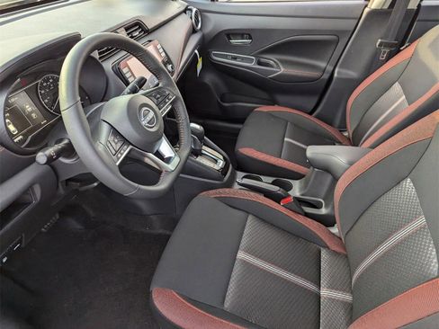 New 2025 Nissan Versa SR w/ Trunk Package image 10