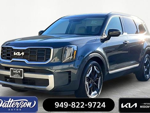 Certified 2024 Kia Telluride S image 1