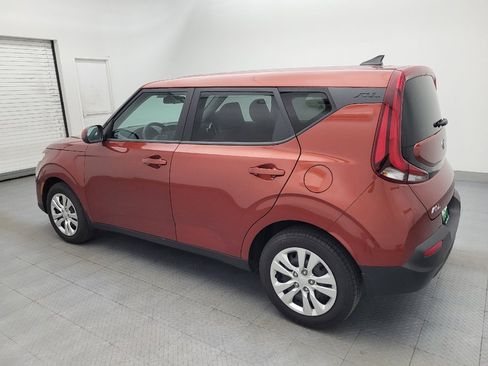 Used 2021 Kia Soul LX FWD image 3