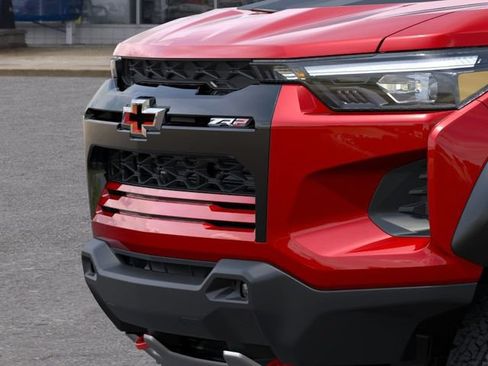 New 2026 Chevrolet Colorado ZR2 w/ Technology Package AWD/4WD image 13