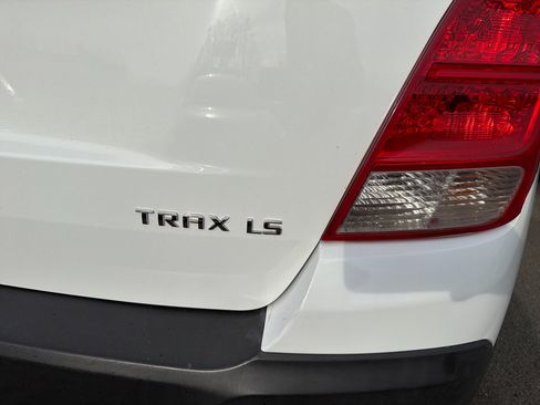 Used 2016 Chevrolet Trax LS image 8