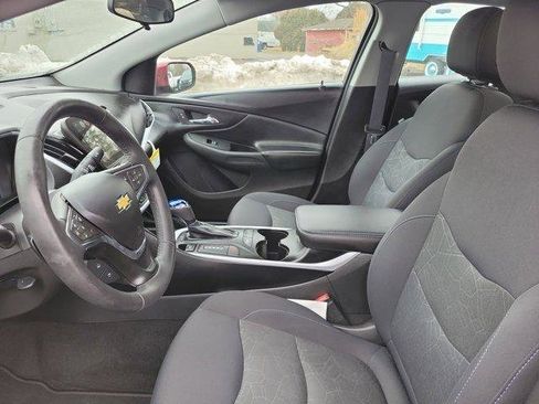 Used 2017 Chevrolet Volt LT w/ Comfort Package image 16