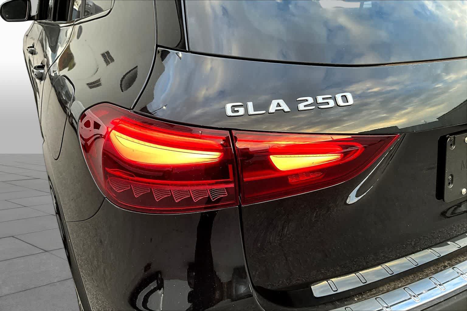 Certified 2026 Mercedes-Benz GLA 250 4MATIC image 56
