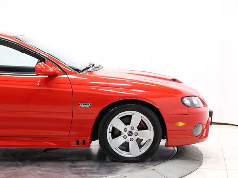 Used 2005 Pontiac GTO RWD image 64