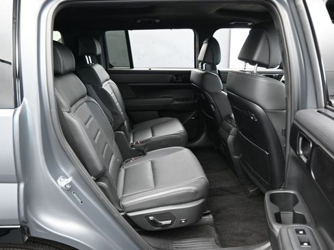 Used 2026 Hyundai Santa Fe Calligraphy FWD image 48