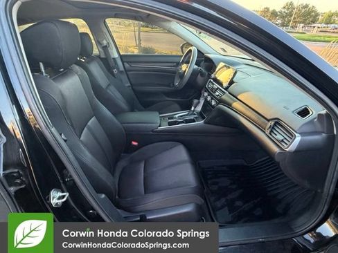 Used 2020 Honda Accord EX image 33