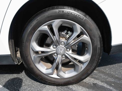 Used 2024 Honda Accord EX image 28