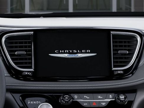 New 2026 Chrysler Pacifica Select FWD image 18