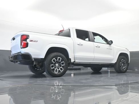 Used 2023 Chevrolet Colorado Z71 image 60