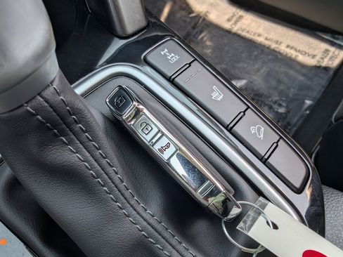 Used 2024 Kia Seltos EX image 18