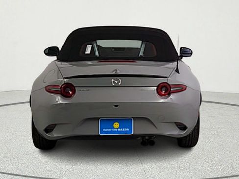 New 2026 MAZDA MX-5 Miata Club w/ Weather Package RWD image 6