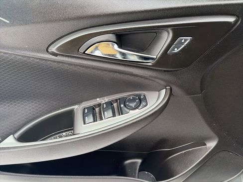 Used 2025 Chevrolet Malibu LT image 14