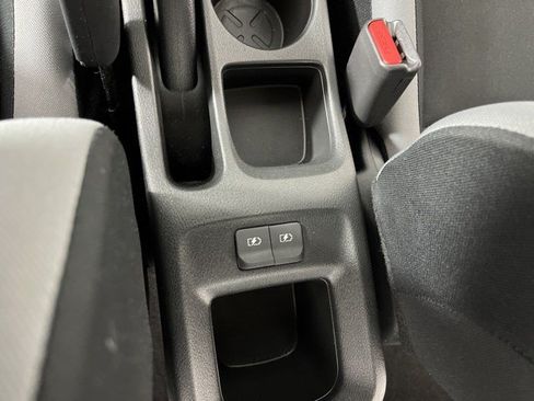 Used 2025 Nissan Versa S w/ Trunk Package FWD image 25