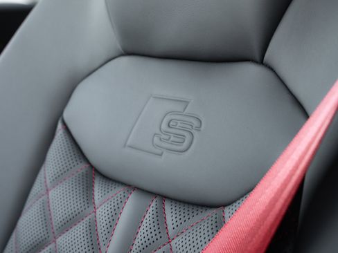 New 2026 Audi SQ8 Prestige image 29