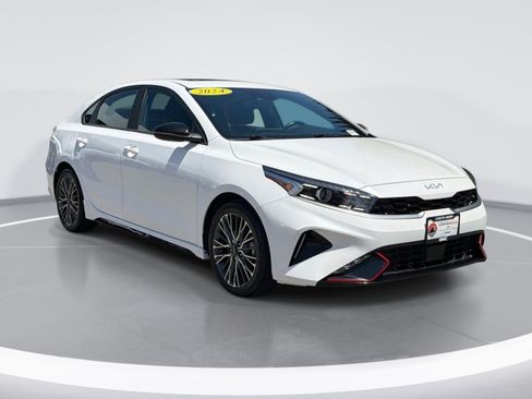 Used 2024 Kia Forte GT-Line w/ GT-Line Premium Package FWD image 1