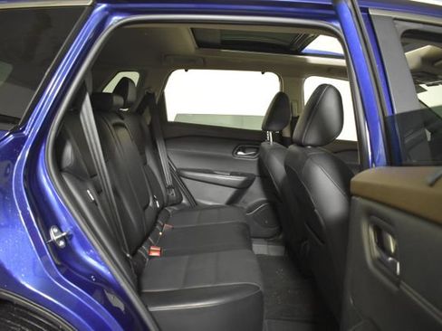 Used 2022 Nissan Rogue SV w/ SV Premium Package AWD/4WD image 31