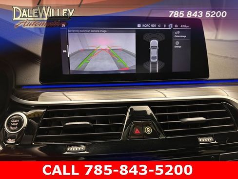 Used 2020 BMW 540i w/ M Sport Package image 9